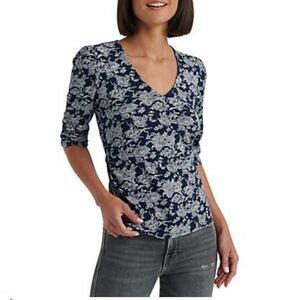 NWT Lucky Brand floral v neck top. Small